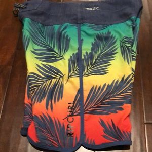 Rip Curl Mirage Board Shorts 28” *